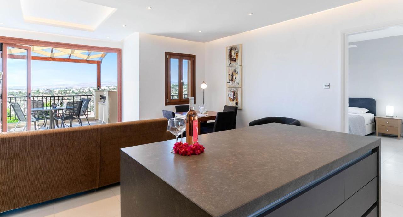 Modern Apartment Nz11 Large Balconies With Sea And Mountain Views เกาเคลีย ภายนอก รูปภาพ