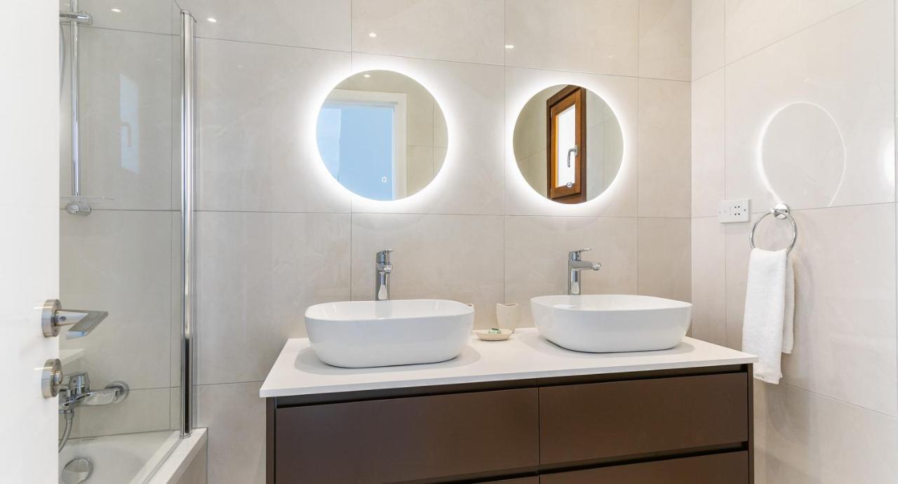 Modern Apartment Nz11 Large Balconies With Sea And Mountain Views เกาเคลีย ภายนอก รูปภาพ