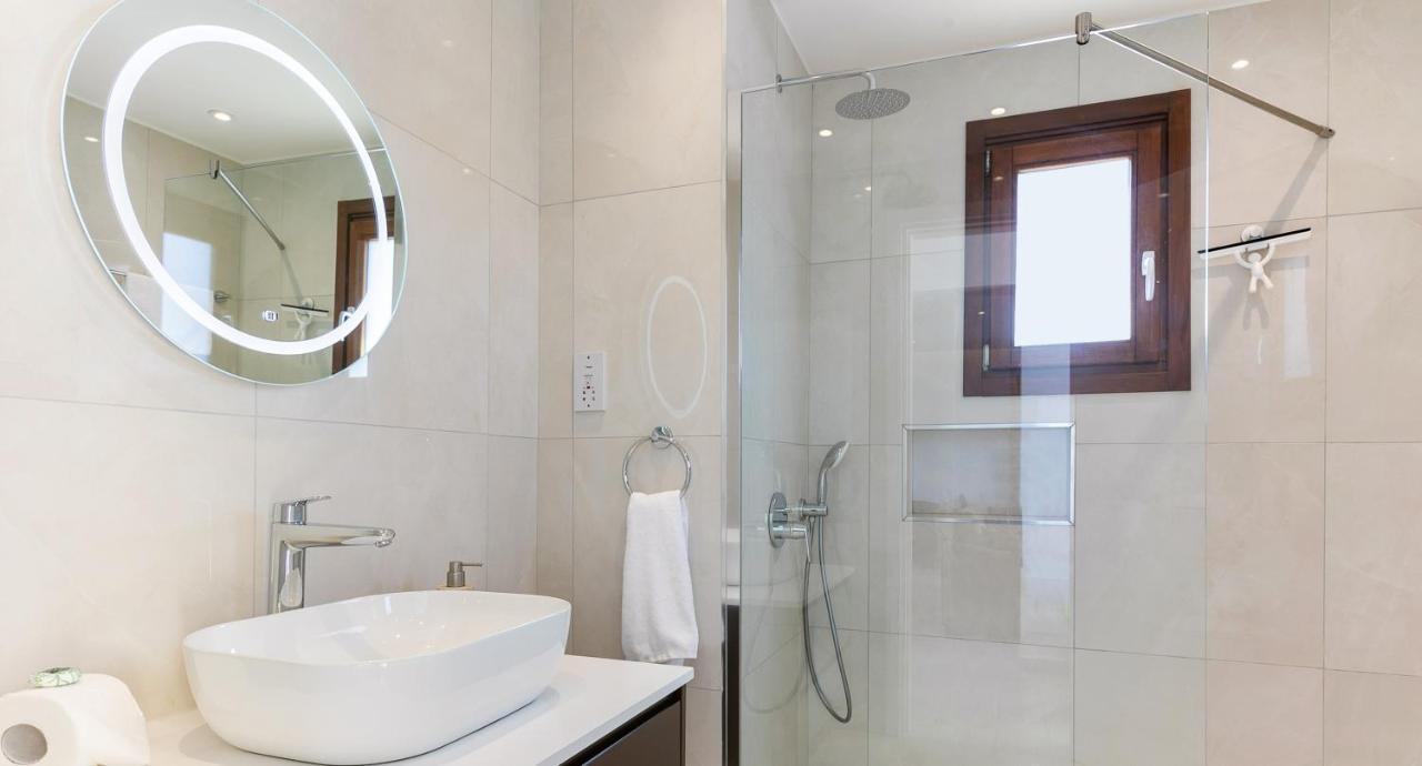Modern Apartment Nz11 Large Balconies With Sea And Mountain Views เกาเคลีย ภายนอก รูปภาพ